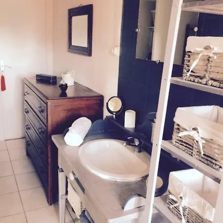 Bas De Maison Lejlighed Olivese